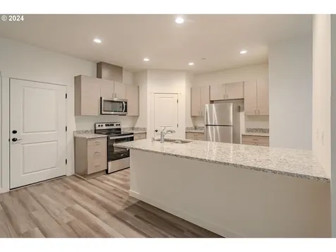 349 S 69th Place Ridgefield WA 98642