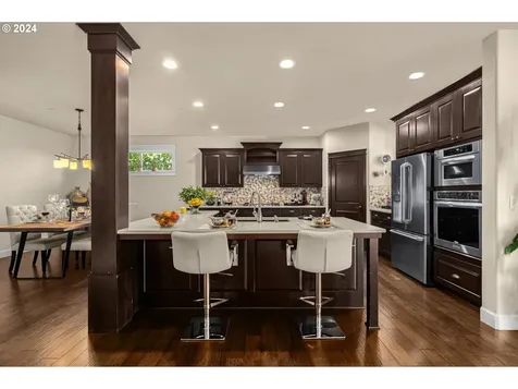 1742 Ne Stile Drive Hillsboro OR 97124