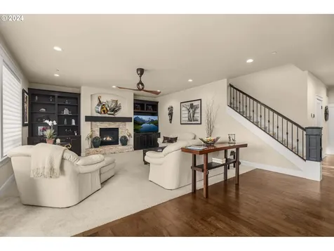 1742 Ne Stile Drive Hillsboro OR 97124