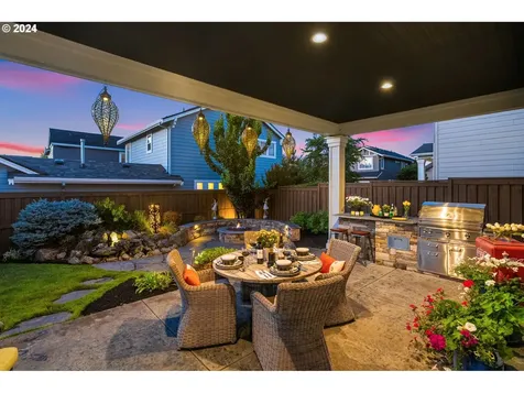 1742 Ne Stile Drive Hillsboro OR 97124