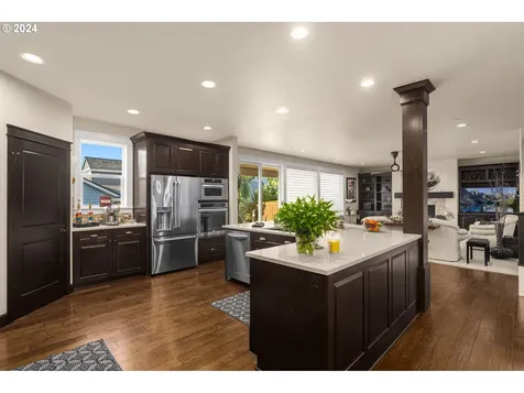 1742 Ne Stile Drive Hillsboro OR 97124