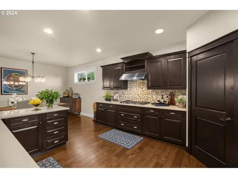 1742 Ne Stile Drive Hillsboro OR 97124