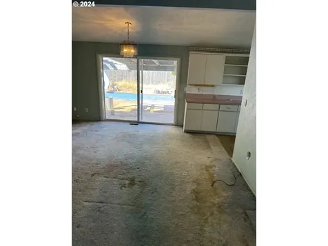 3417 Champlain Court Nw Salem OR 97304