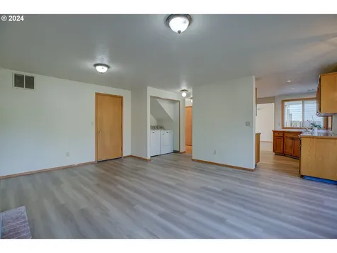 2722 Se 130th Avenue Portland OR 97236