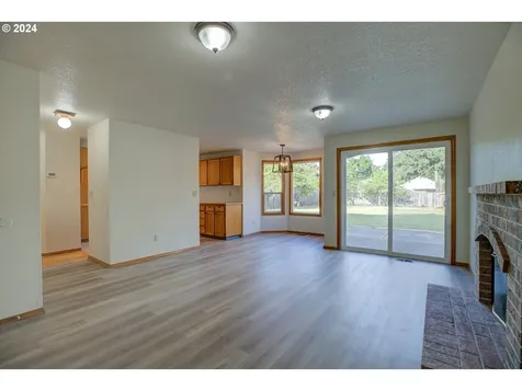 2722 Se 130th Avenue Portland OR 97236