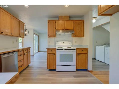 2722 Se 130th Avenue Portland OR 97236