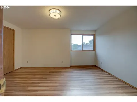 2722 Se 130th Avenue Portland OR 97236
