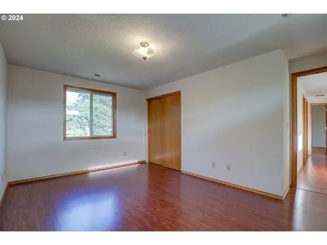 2722 Se 130th Avenue Portland OR 97236
