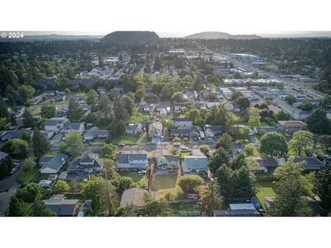 2722 Se 130th Avenue Portland OR 97236