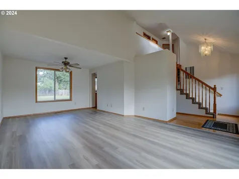 2722 Se 130th Avenue Portland OR 97236