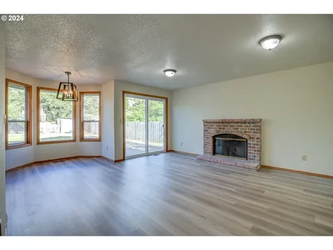2722 Se 130th Avenue Portland OR 97236