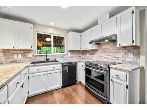 9406 Ne 132nd Avenue Vancouver WA 98682