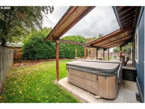 9406 Ne 132nd Avenue Vancouver WA 98682