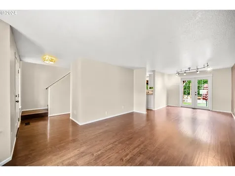 9406 Ne 132nd Avenue Vancouver WA 98682