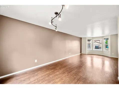 9406 Ne 132nd Avenue Vancouver WA 98682