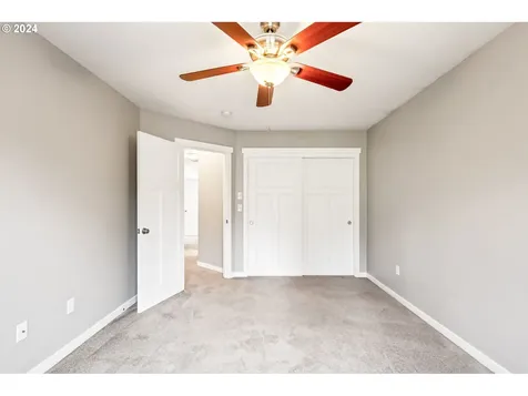 492 SE Gleneden Place Bend OR 97702