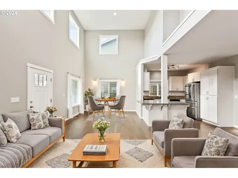 492 SE Gleneden Place Bend OR 97702