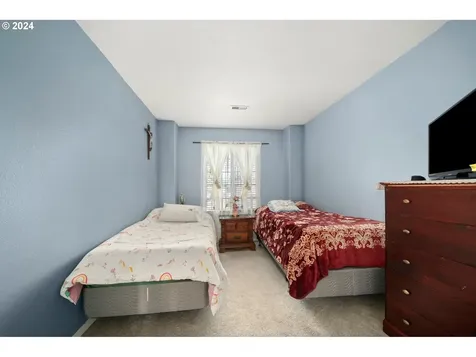 2395 N Holladay Street Cornelius OR 97113