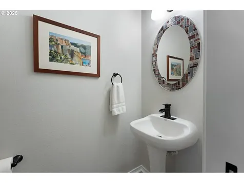 21171 SW Madeira Terrace Sherwood OR 97140