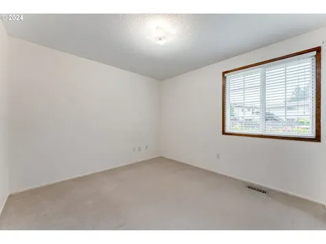 1721 Se 54th Avenue Hillsboro OR 97123