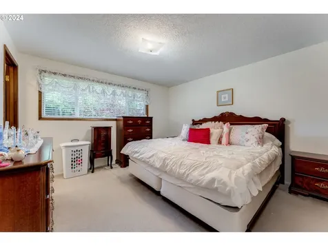 1721 Se 54th Avenue Hillsboro OR 97123