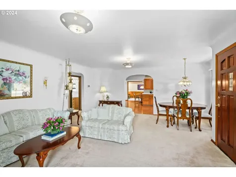 77958 S 6th Street Cottage Grove OR 97424