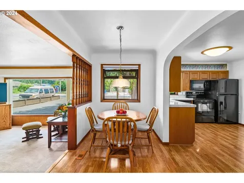 77958 S 6th Street Cottage Grove OR 97424