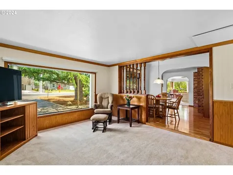 77958 S 6th Street Cottage Grove OR 97424