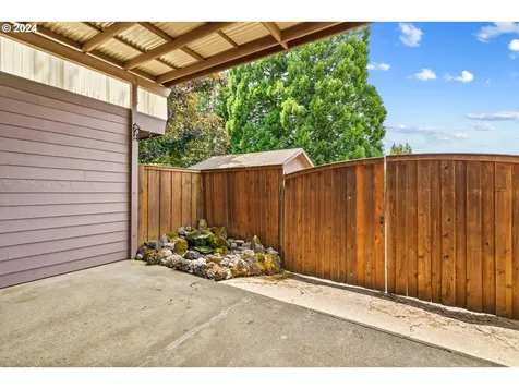 77958 S 6th Street Cottage Grove OR 97424