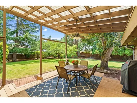 77958 S 6th Street Cottage Grove OR 97424