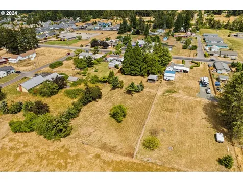 77958 S 6th Street Cottage Grove OR 97424