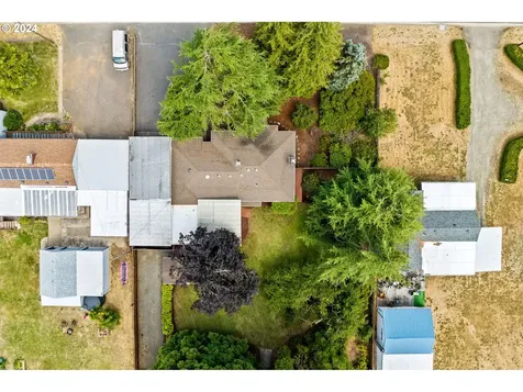 77958 S 6th Street Cottage Grove OR 97424