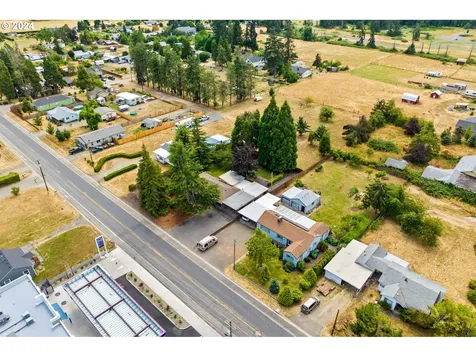 77958 S 6th Street Cottage Grove OR 97424