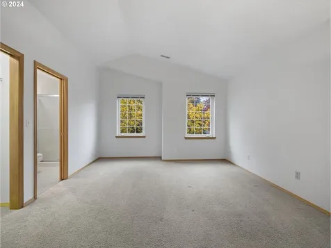 4048 NE 10th Terrace Gresham OR 97030