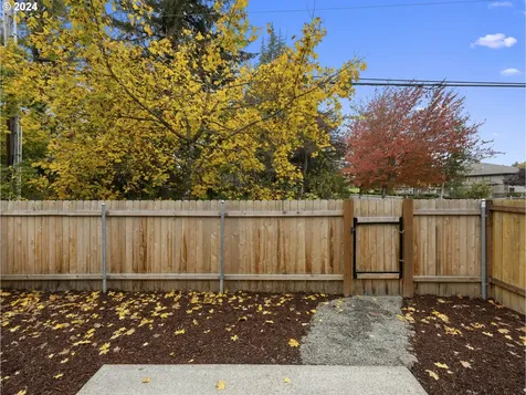 4048 NE 10th Terrace Gresham OR 97030