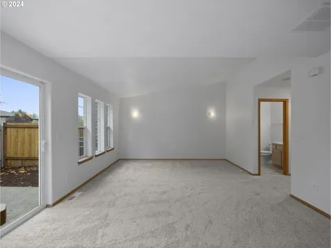 4048 NE 10th Terrace Gresham OR 97030