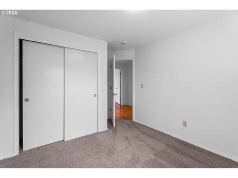 15404 NE 44th Street Vancouver WA 98682