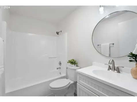 15404 NE 44th Street Vancouver WA 98682