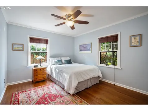1933 Ne 61st Avenue Portland OR 97213