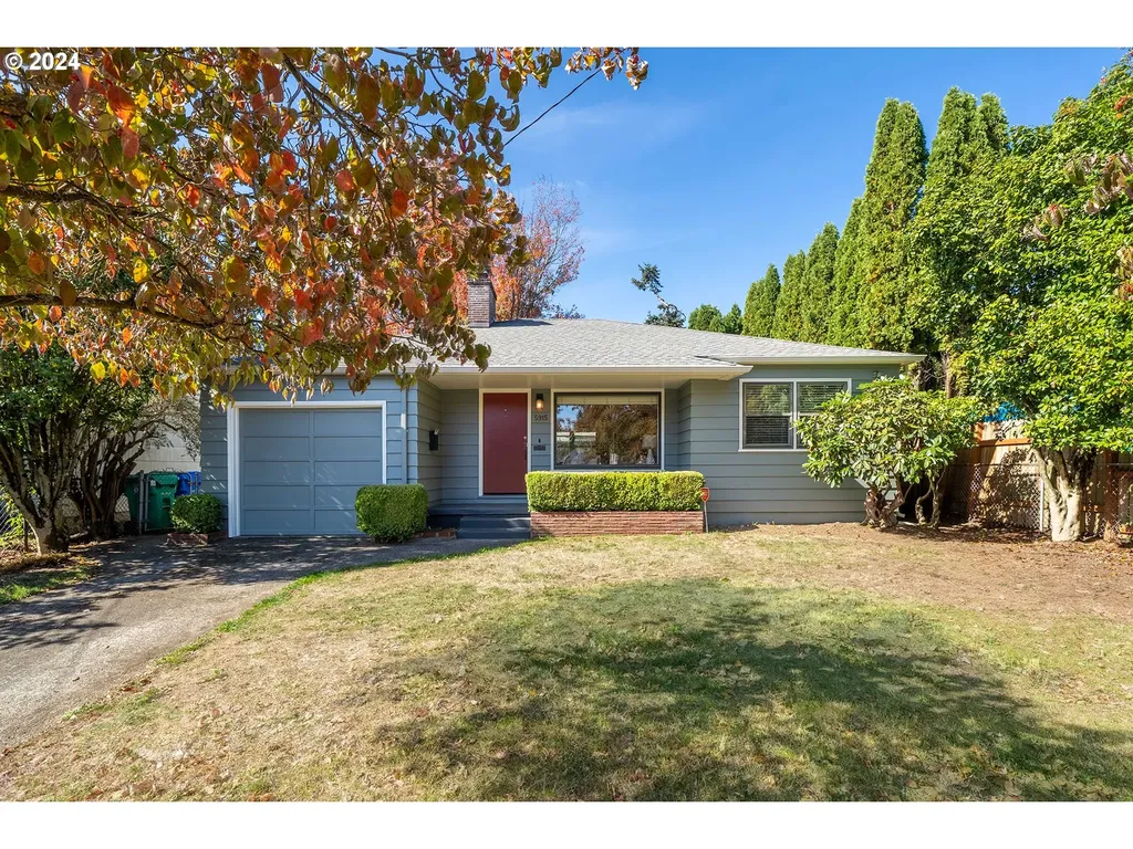 5915 N Campbell Avenue Portland OR 97217