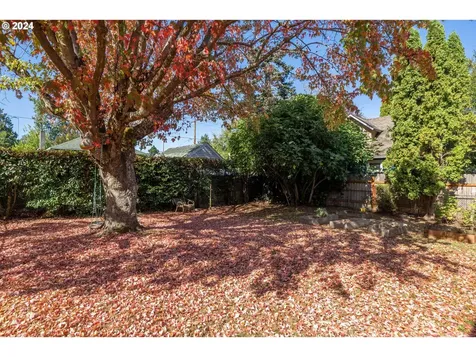 5915 N Campbell Avenue Portland OR 97217