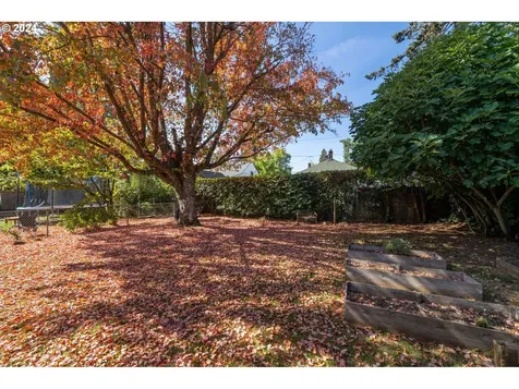 5915 N Campbell Avenue Portland OR 97217