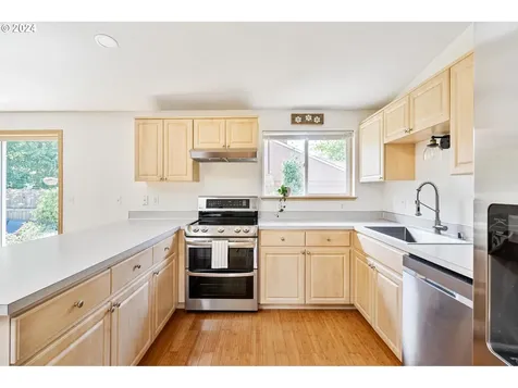 1211 Nw 41st Street Vancouver WA 98660
