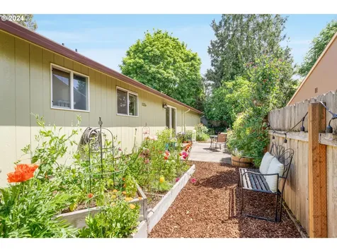 1211 Nw 41st Street Vancouver WA 98660