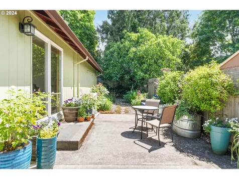 1211 Nw 41st Street Vancouver WA 98660
