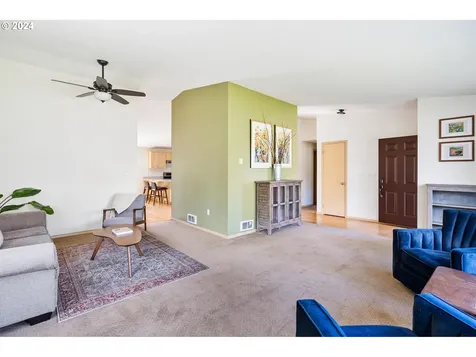 1211 Nw 41st Street Vancouver WA 98660