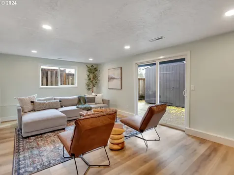 15522 NW Melody Lane Beaverton OR 97006