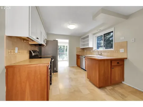 4665 Manzanita Street Eugene OR 97405