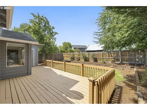5525 Nw Deerfield Way Portland OR 97229