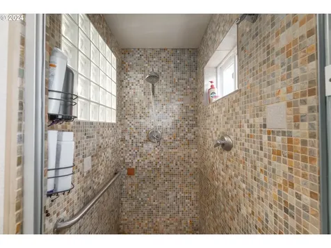 892 Mulberry Lane Roseburg OR 97471